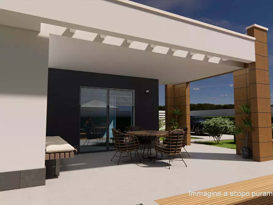 Immagine 6 di Villa in vendita  in Via Azalee a Leporano