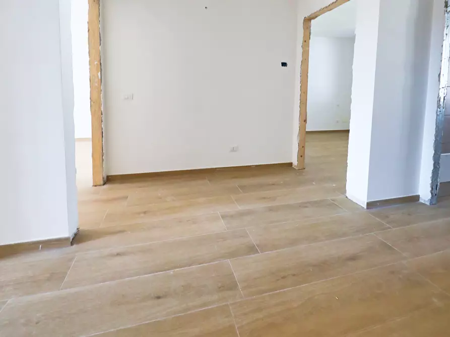 Immagine 17 di Villa in vendita  in Via Lorenzo il Magnifico a Taranto