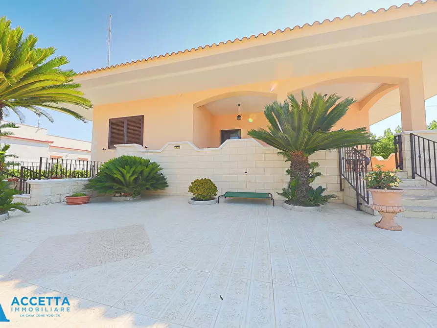Immagine 38 di Villa in vendita  in Via Fior d'Agave 10 a Taranto