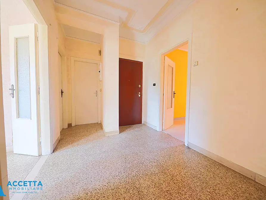 Immagine 25 di Quadrilocale in vendita  in Via Ancona 315 a Taranto