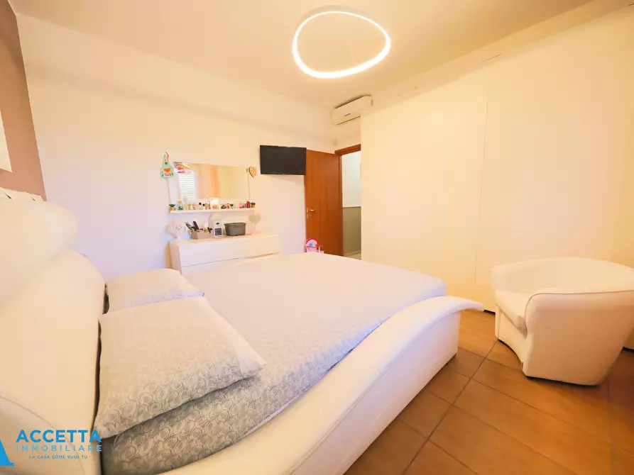 Immagine 13 di Villa in vendita  in Via Fior di Eucalipto 26 a Taranto