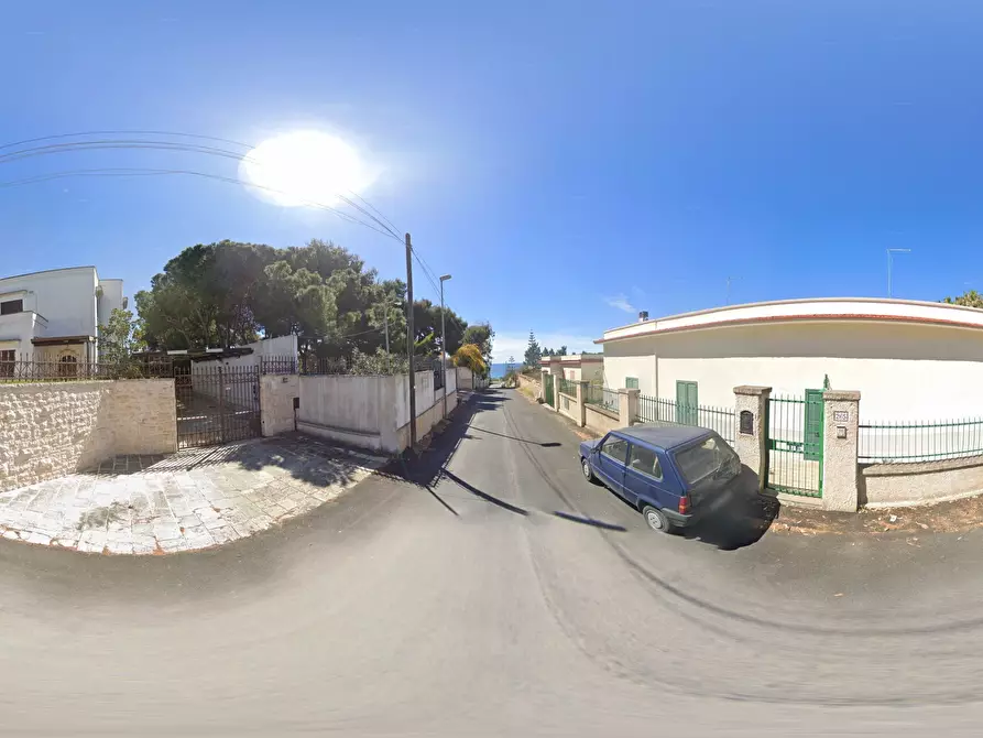 Immagine 33 di Villa in vendita  in Via Girasoli 292 a Taranto