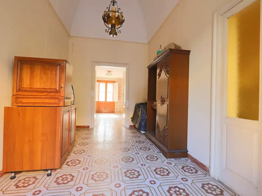 Immagine 28 di Palazzo in vendita  in Via Giuseppe Garibaldi 15 a Taranto