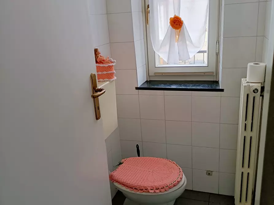 Immagine 4 di Ufficio in affitto  in Corso Giacomo Matteotti a Castel San Giovanni