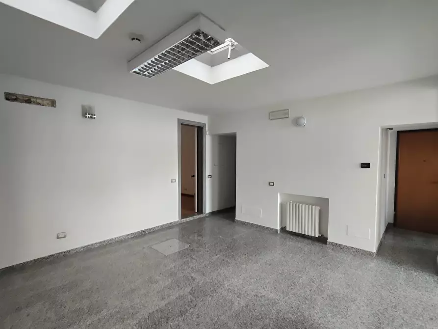 Immagine 16 di Locale commerciale in affitto  in Piazza XX Settembre a Castel San Giovanni