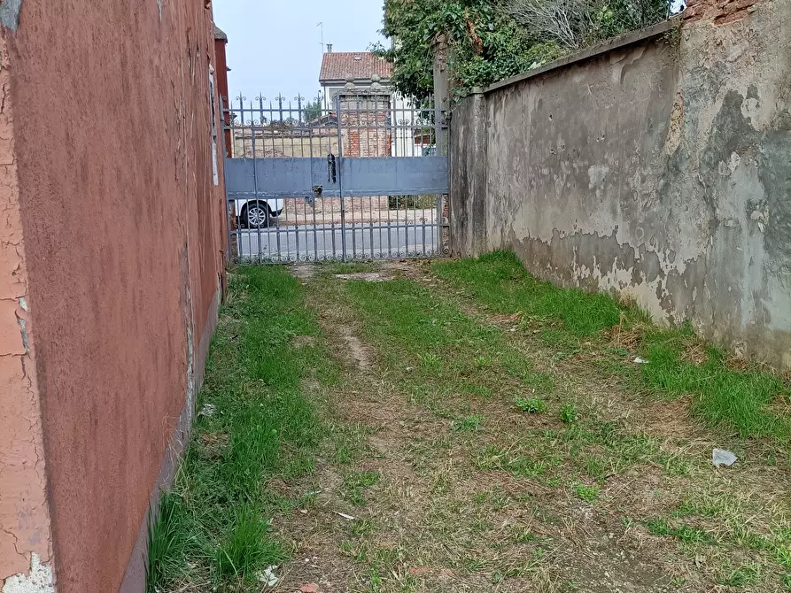 Immagine 21 di Rustico / casale in vendita  in Via Felice Cavallotti a Pieve Porto Morone