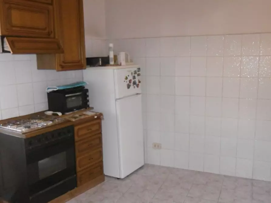 Immagine 11 di Trilocale in vendita  in PIAZZA DEI VISCONTI a Roma