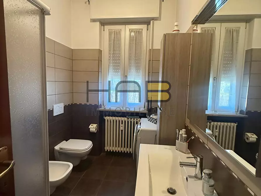 Immagine 5 di Trilocale in vendita  in Via Fratelli Ruffini a Busto Arsizio