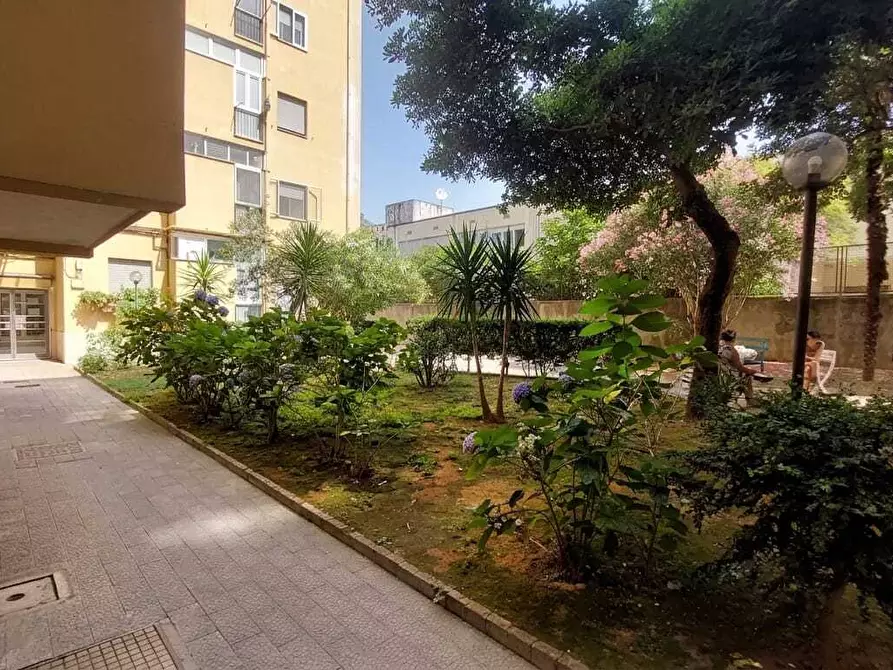 Immagine 17 di Quadrilocale in vendita  in Via XX Settembre 61 a Salerno