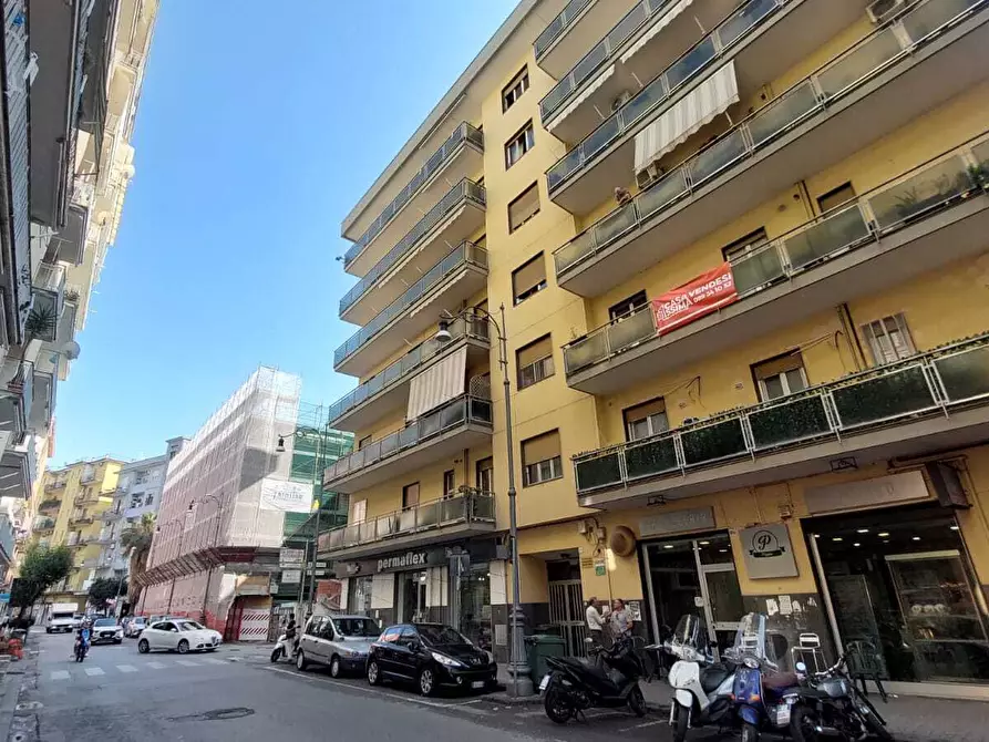 Immagine 11 di Trilocale in vendita  in Via Trento 92 a Salerno