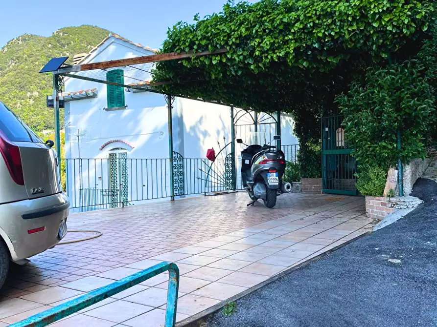 Immagine 6 di Villa in vendita  in Via le Camere 30 a Vietri Sul Mare