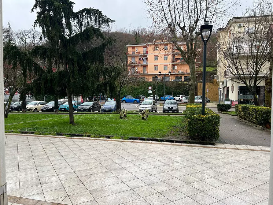 Immagine 14 di Locale commerciale in affitto  in Corso Giuseppe Garibaldi 32 a Baronissi