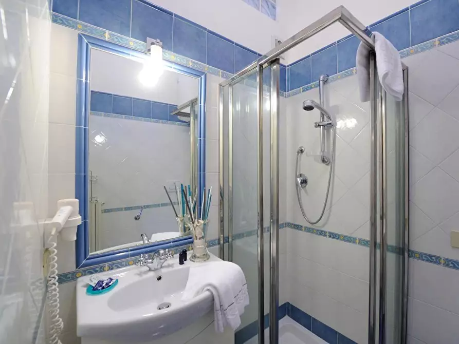 Immagine 15 di Quadrilocale in vendita  in Salita Truglio a Amalfi