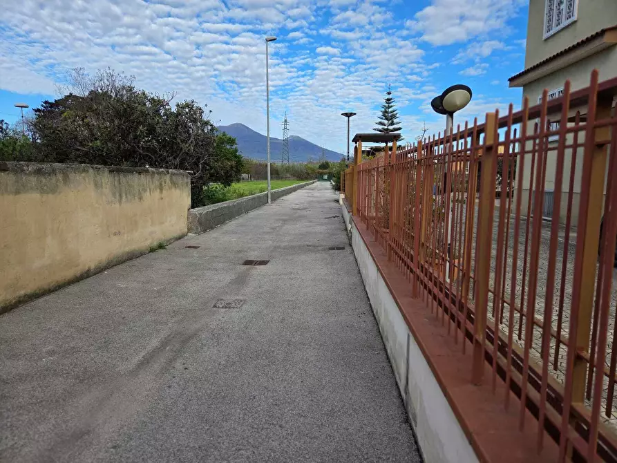 Immagine 23 di Trilocale in vendita  in via pontenuovo 25 a Pompei