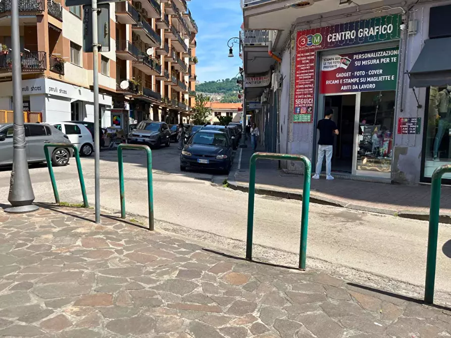 Immagine 5 di Locale commerciale in vendita  in Via Sichelmanno 16 a Salerno