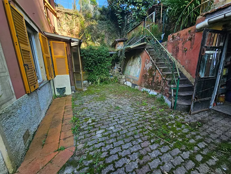 Immagine 22 di Bilocale in vendita  in Via campomorone 93 a Genova