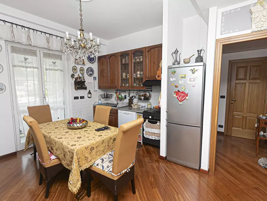 Immagine 5 di Trilocale in vendita  in Via Clemente Rebora 11 a Campomorone