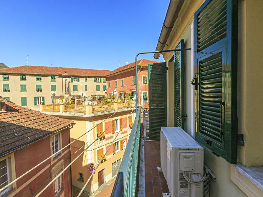 Immagine 11 di Quadrilocale in vendita  in Via Beata Chiara 13 a Genova