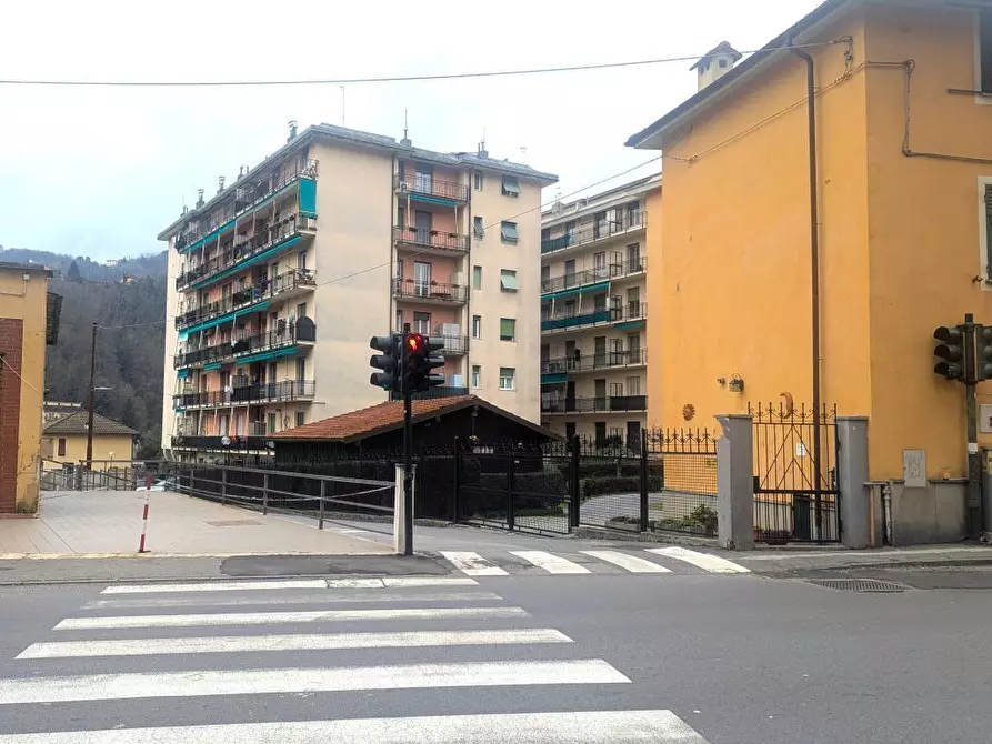 Immagine 38 di Trilocale in vendita  in Via Campomorone 40R a Genova