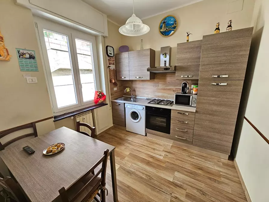 Immagine 10 di Bilocale in vendita  a Genova