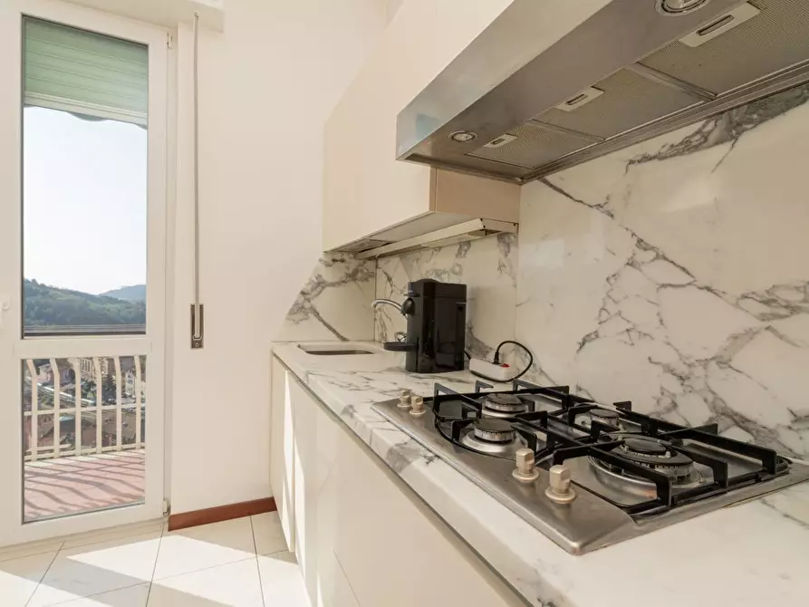 Immagine 22 di Bilocale in vendita  in Via Fratelli Gazzo a Genova