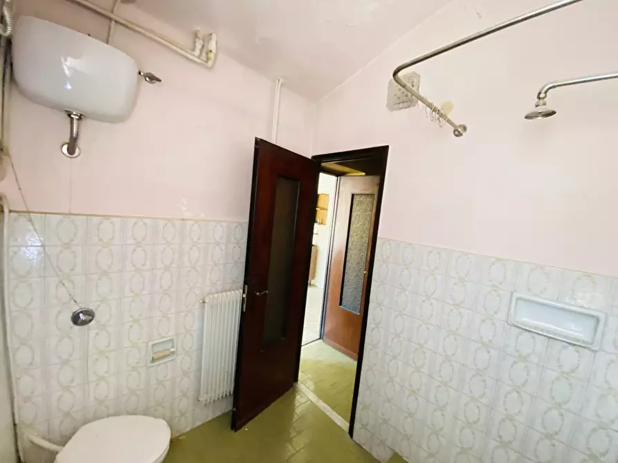 Immagine 30 di Trilocale in vendita  in Via Martiri della Libertà 6 a Campomorone