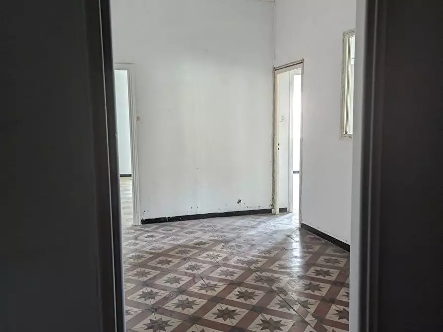 Immagine 19 di Bilocale in vendita  in Via Beata Chiara 18 a Genova