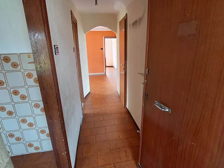 Immagine 19 di Bilocale in vendita  in Via Cremeno 10 a Genova