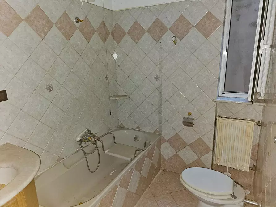 Immagine 17 di Bilocale in vendita  in Via campomorone 93 a Genova