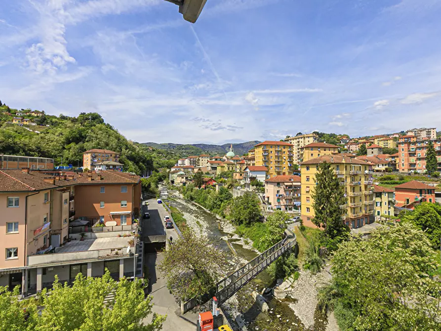 Immagine 20 di Pentalocale in vendita  in Via Bartolomeo Parodi 22 a Ceranesi