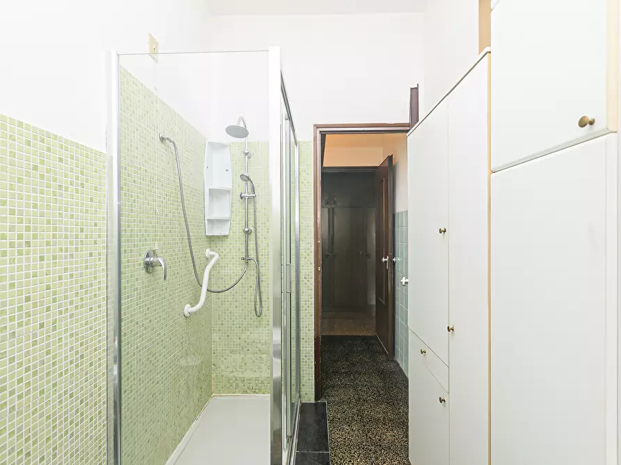 Immagine 25 di Pentalocale in vendita  in Via Bartolomeo Parodi 22 a Ceranesi