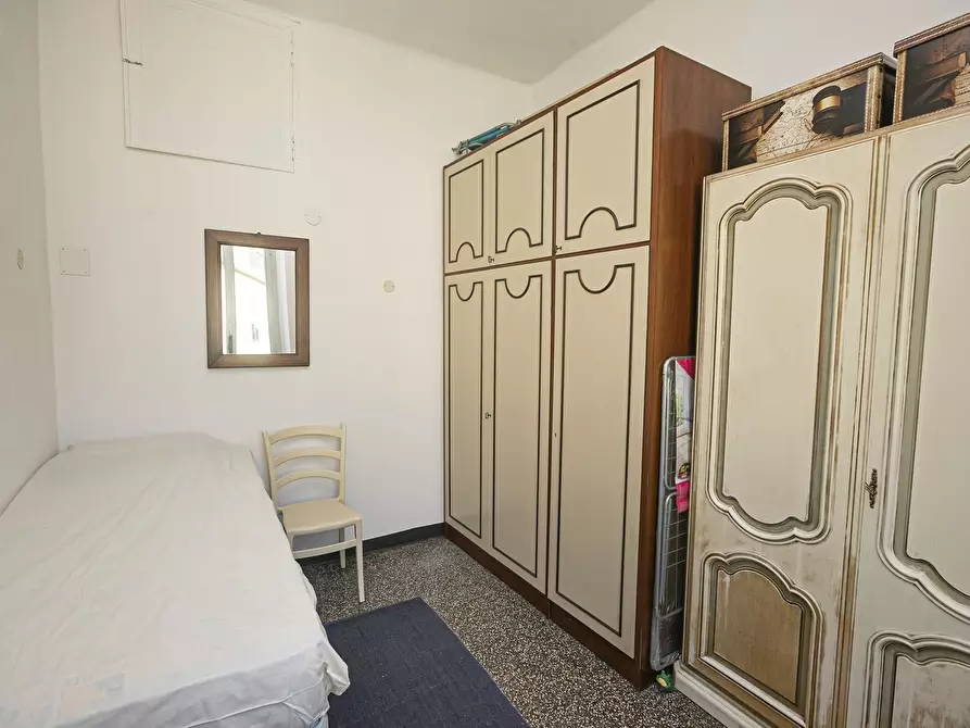 Immagine 9 di Trilocale in vendita  in Via Campo di Tiro 17 a Genova