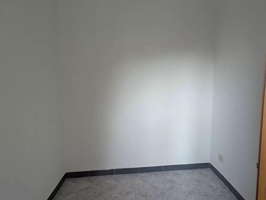 Immagine 12 di Bilocale in vendita  in Via Vittorio Veneto a Busalla