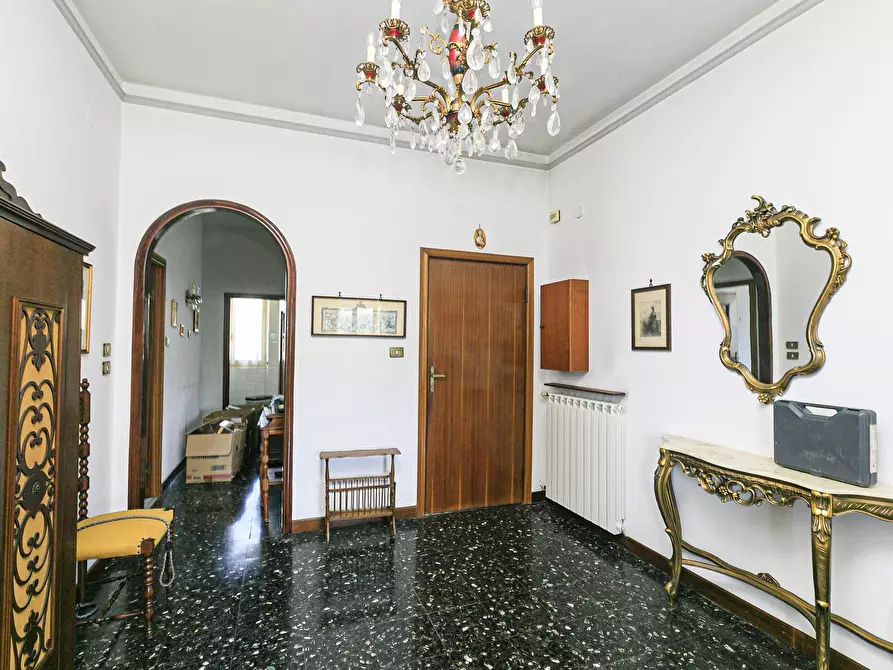 Immagine 14 di Pentalocale in vendita  in Via Primo Cavallieri 55 a Campomorone