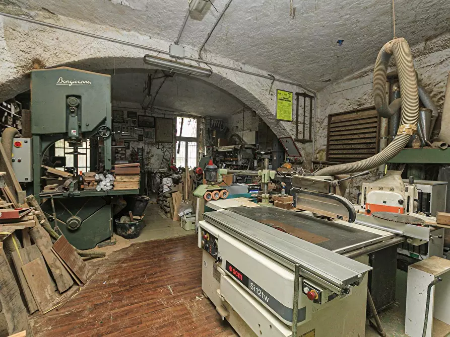 Immagine 37 di Quadrilocale in vendita  in Via Ennio Del Monte 5 a Campomorone