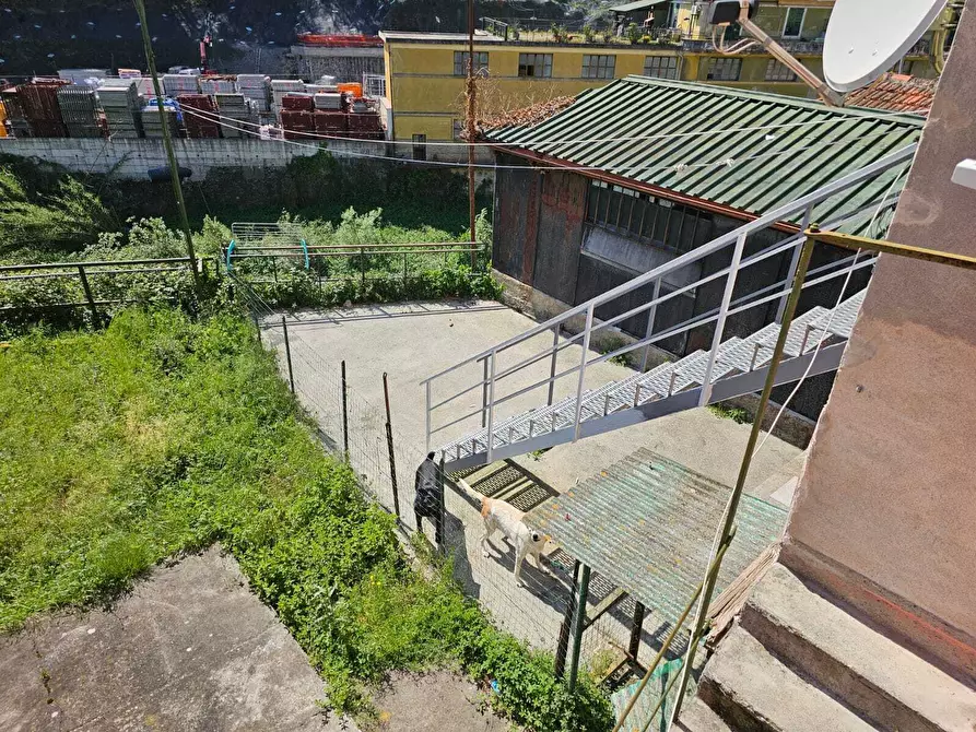 Immagine 3 di Quadrilocale in vendita  in Via Martiri della Libertà 225 a Campomorone