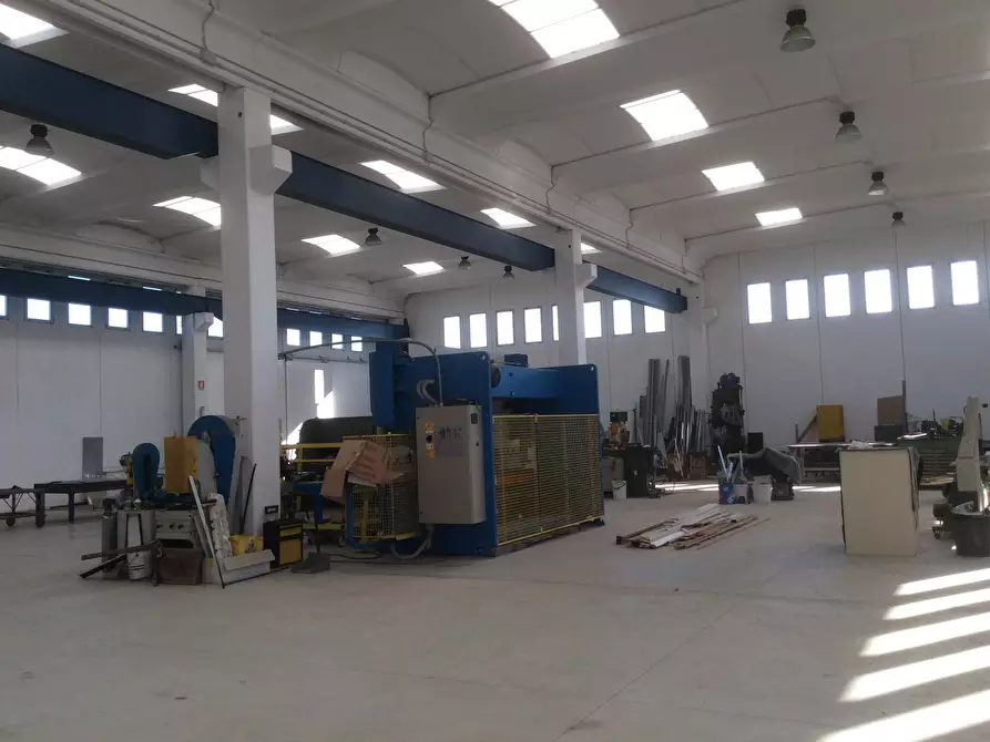 Immagine 6 di Attività artigianale in vendita  in Via dell'Airone 6A a Orbetello