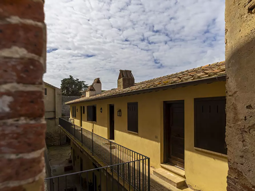 Immagine 18 di Appartamento in vendita  in Via della Rocca 1 a Monte Argentario