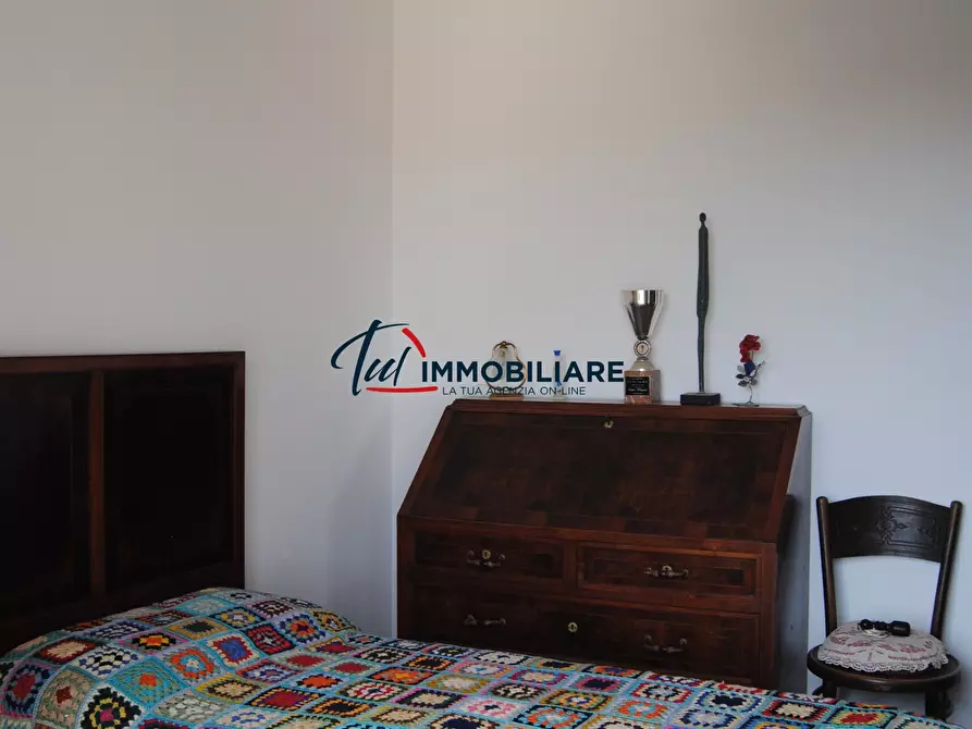 Immagine 24 di Pentalocale in vendita  in Viale Cassa di Risparmio 37 a Livorno