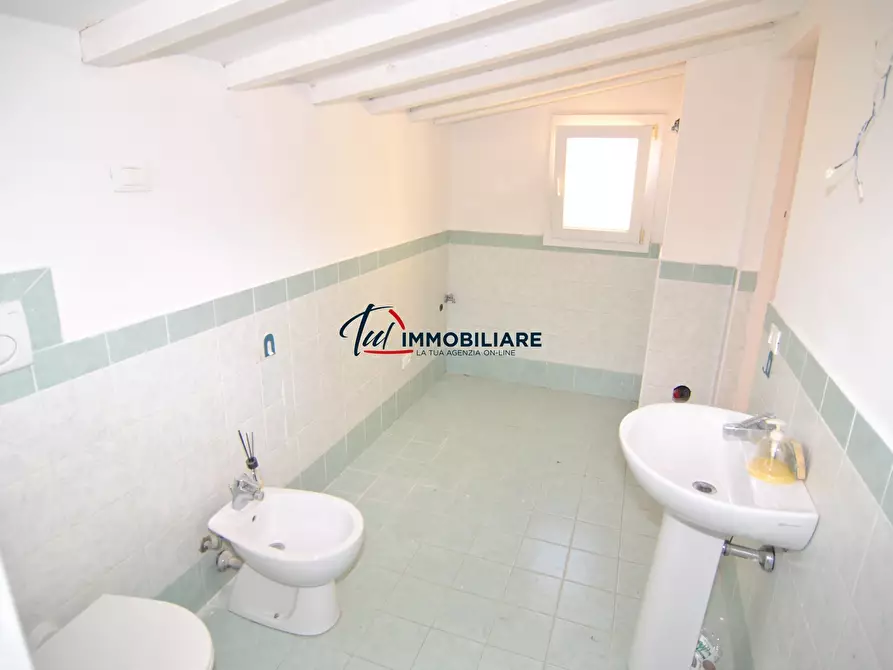 Immagine 22 di Attico in vendita  in Via della Cinta Esterna 16 a Livorno