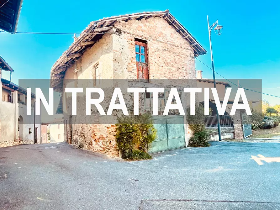 Immagine 1 di Porzione di casa in vendita  in Via Vittorio Alfieri 18 a Castiglione Falletto