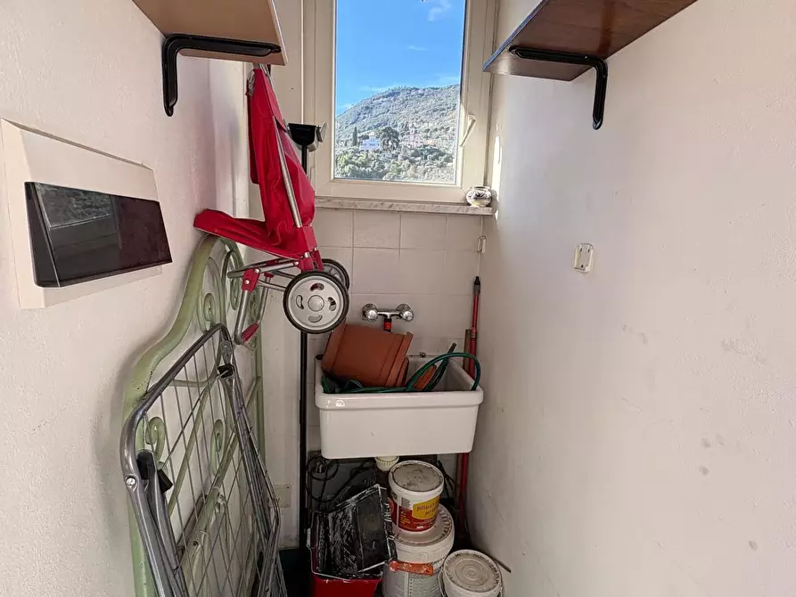 Immagine 26 di Quadrilocale in vendita  in Via Fontanella 19 a La Spezia