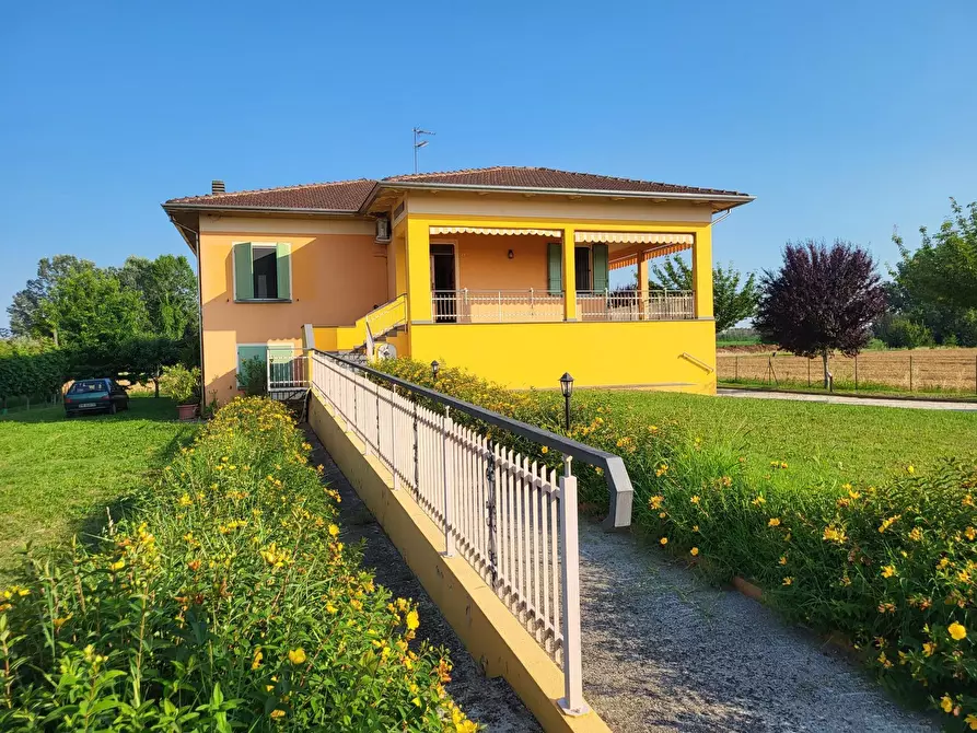 Immagine 48 di Villa in vendita  in Strada Cinta Fossa 6a a Roccabianca