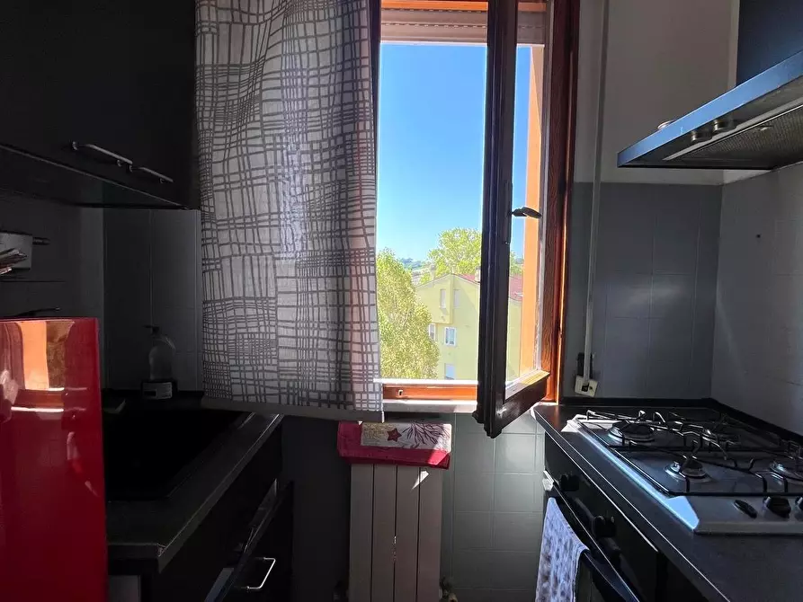 Immagine 10 di Quadrilocale in vendita  a Senigallia