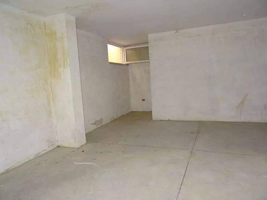 Immagine 16 di Quadrilocale in vendita  a Ostra