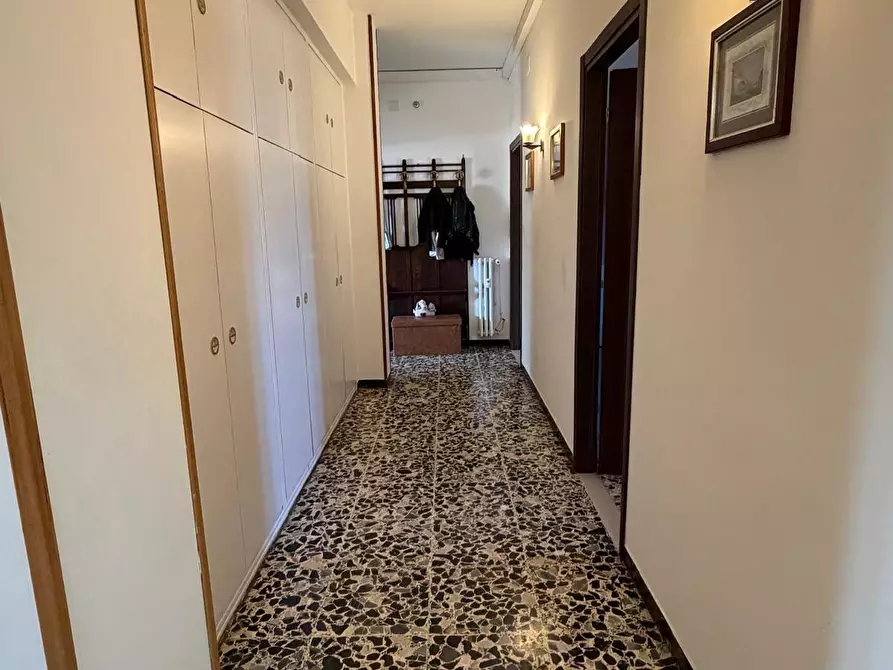 Immagine 25 di Appartamento in vendita  a Senigallia