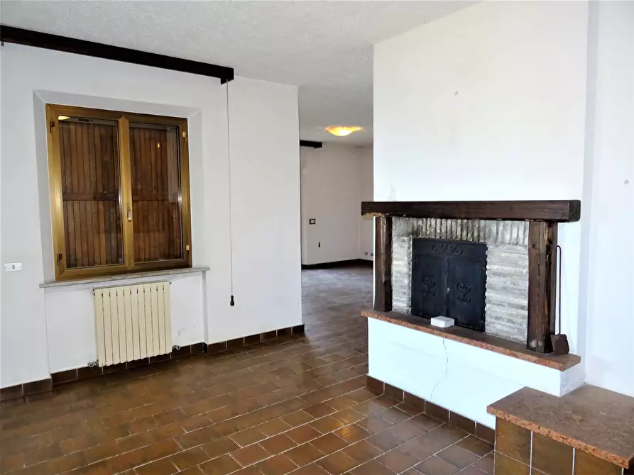 Immagine 7 di Villa in vendita  a Montemarciano