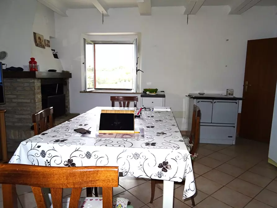 Immagine 5 di Casa indipendente in vendita  a Trecastelli