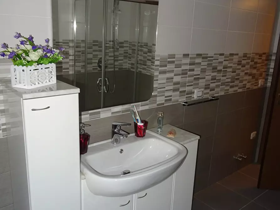 Immagine 30 di Casa indipendente in vendita  a Trecastelli