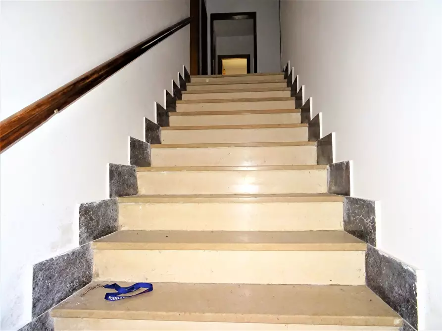 Immagine 4 di Rustico / casale in vendita  a Corinaldo